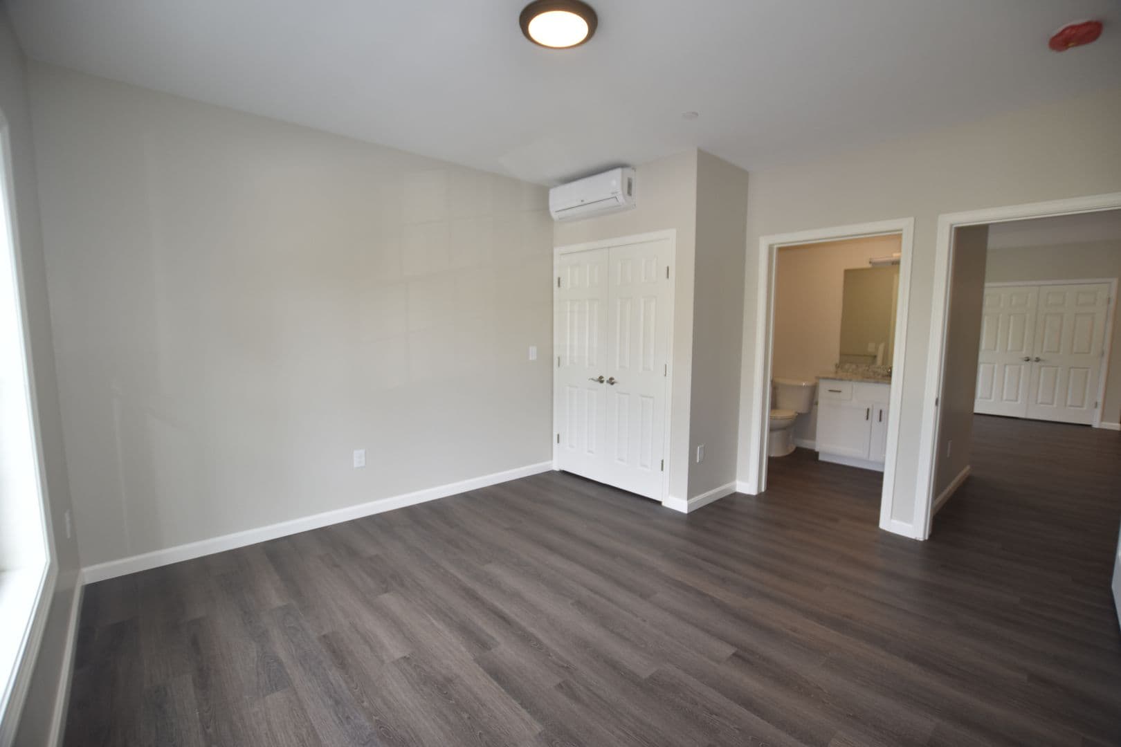 Londonderry Apartment: 217 Rockingham Road