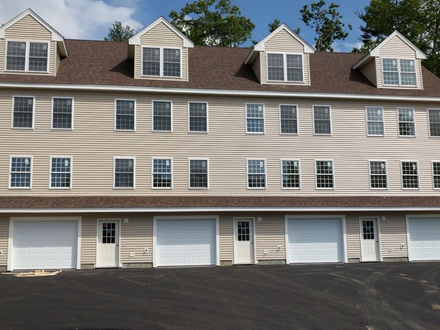 Sandown Apartment: 95 Eagle Ridge Rd