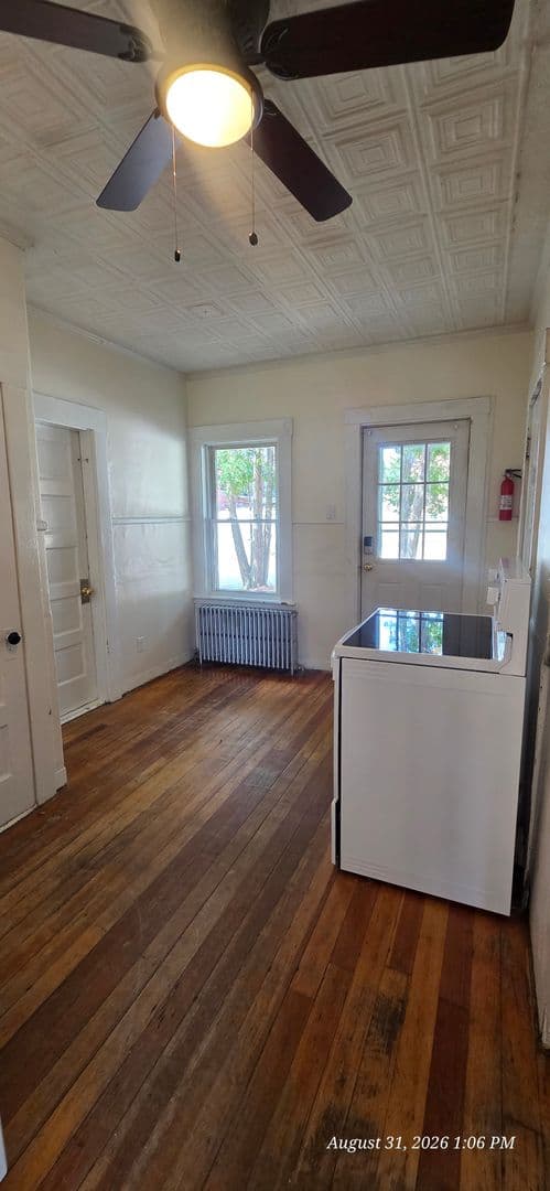 Derry Apartment: 4 Central Street