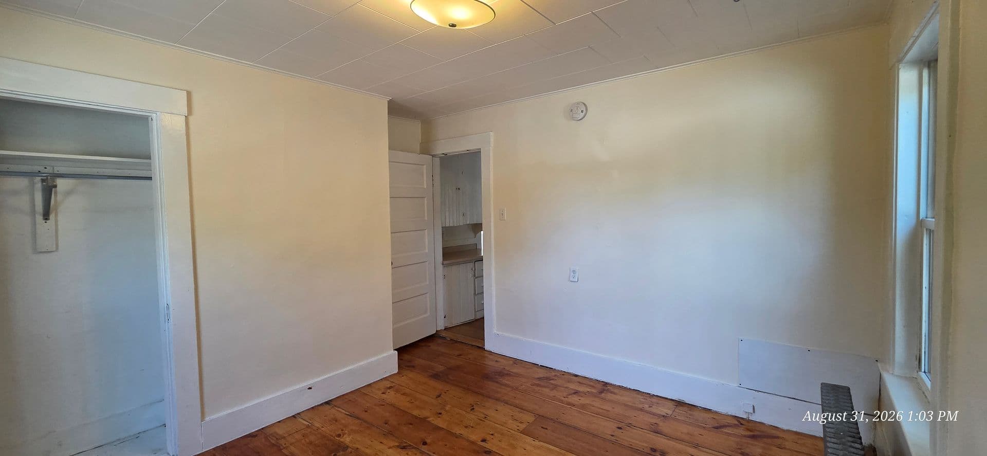 Derry Apartment: 4 Central Street