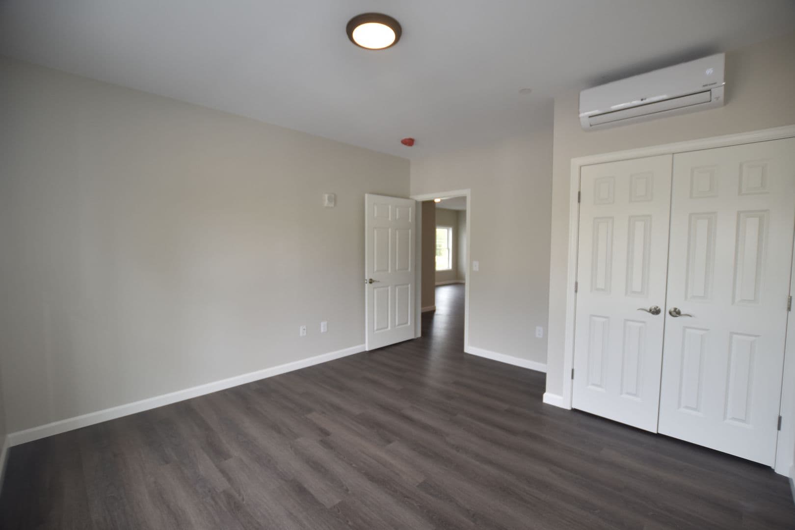 Londonderry Apartment: 217 Rockingham Road