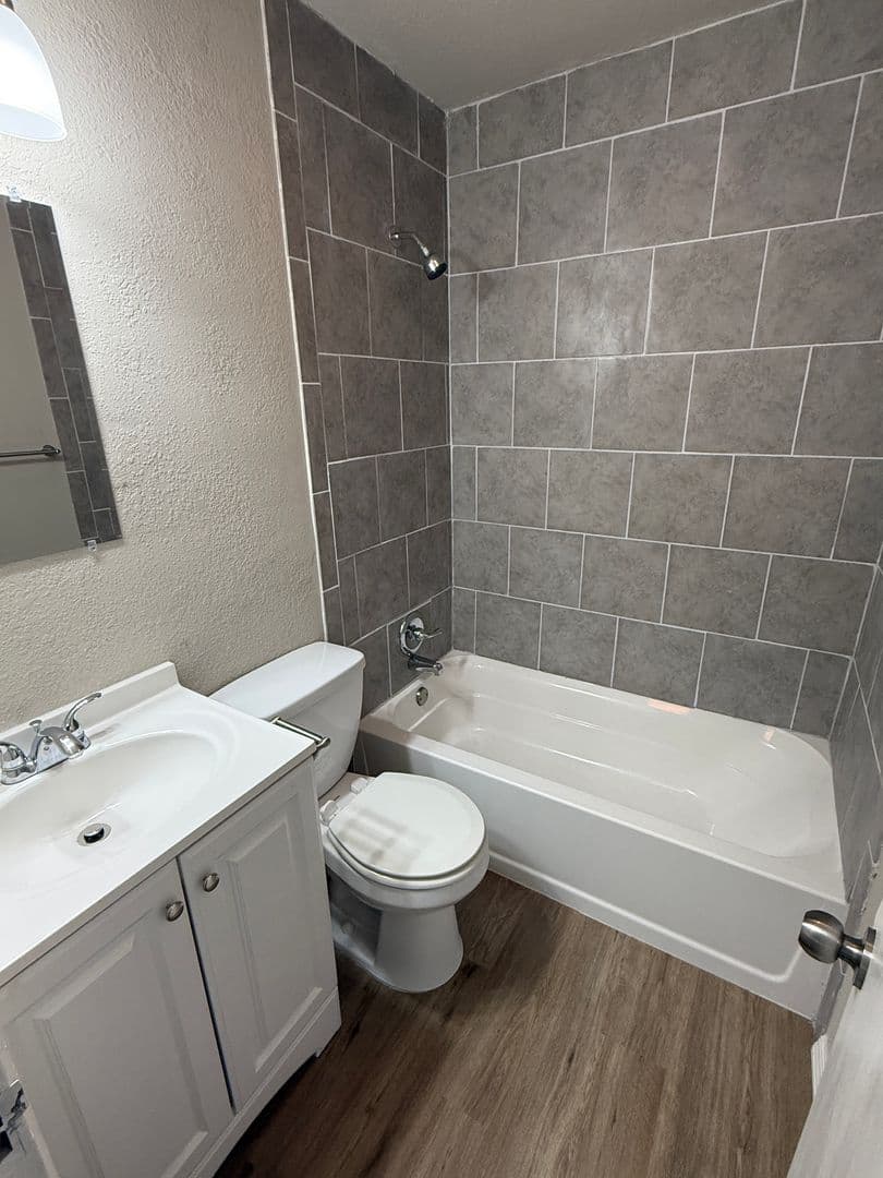 Lubbock Apartment: 4211-35th Street