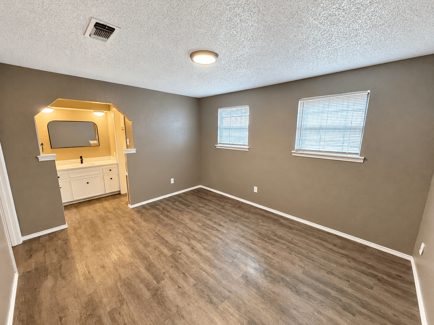 Lubbock Multiplex: 6916 Fremont Ave, Unit A