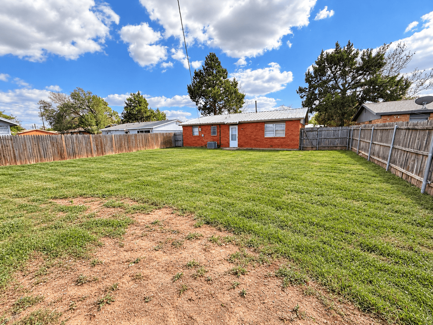 Lubbock House: 5606 44th Street