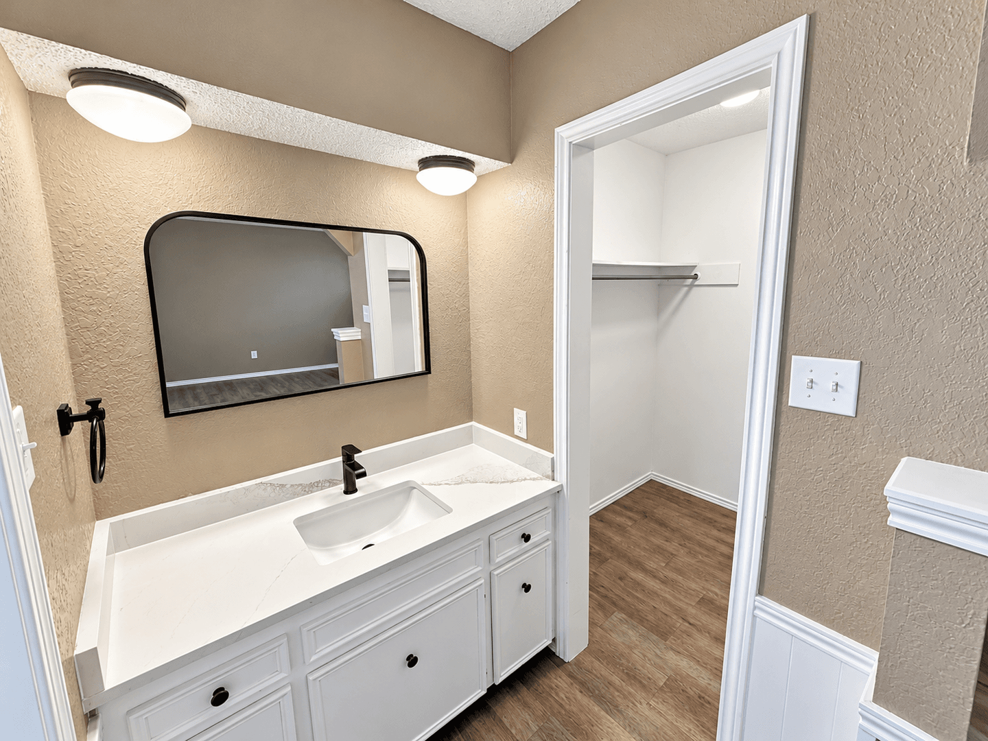 Lubbock Multiplex: 6916 Fremont Ave, Unit A