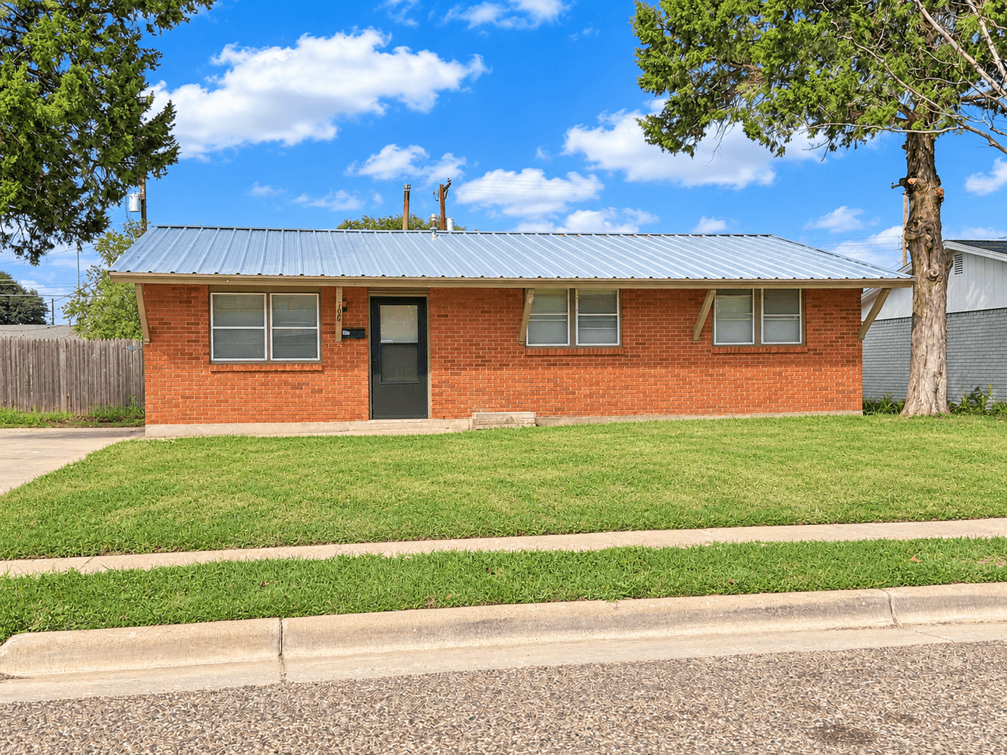 Lubbock House: 5606 44th Street