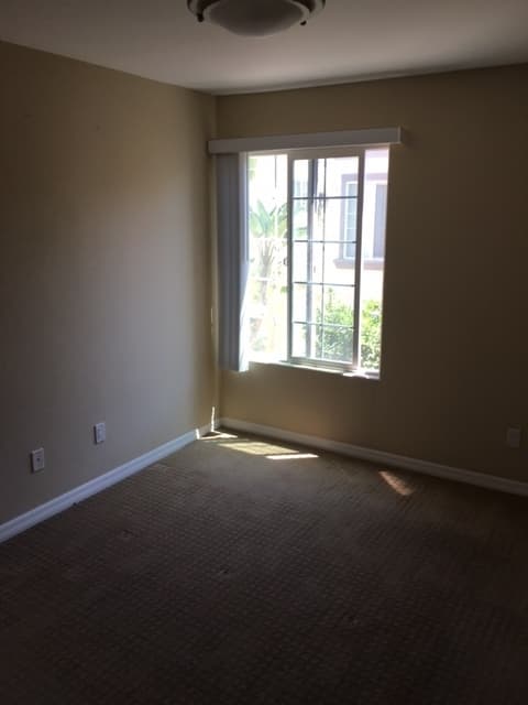 San Diego House: 5252 Balboa Arms Drive