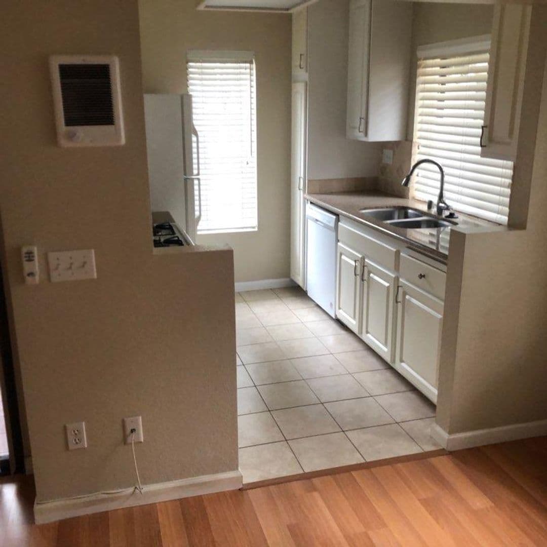 San Diego Condo: 8476 New Salem St #79