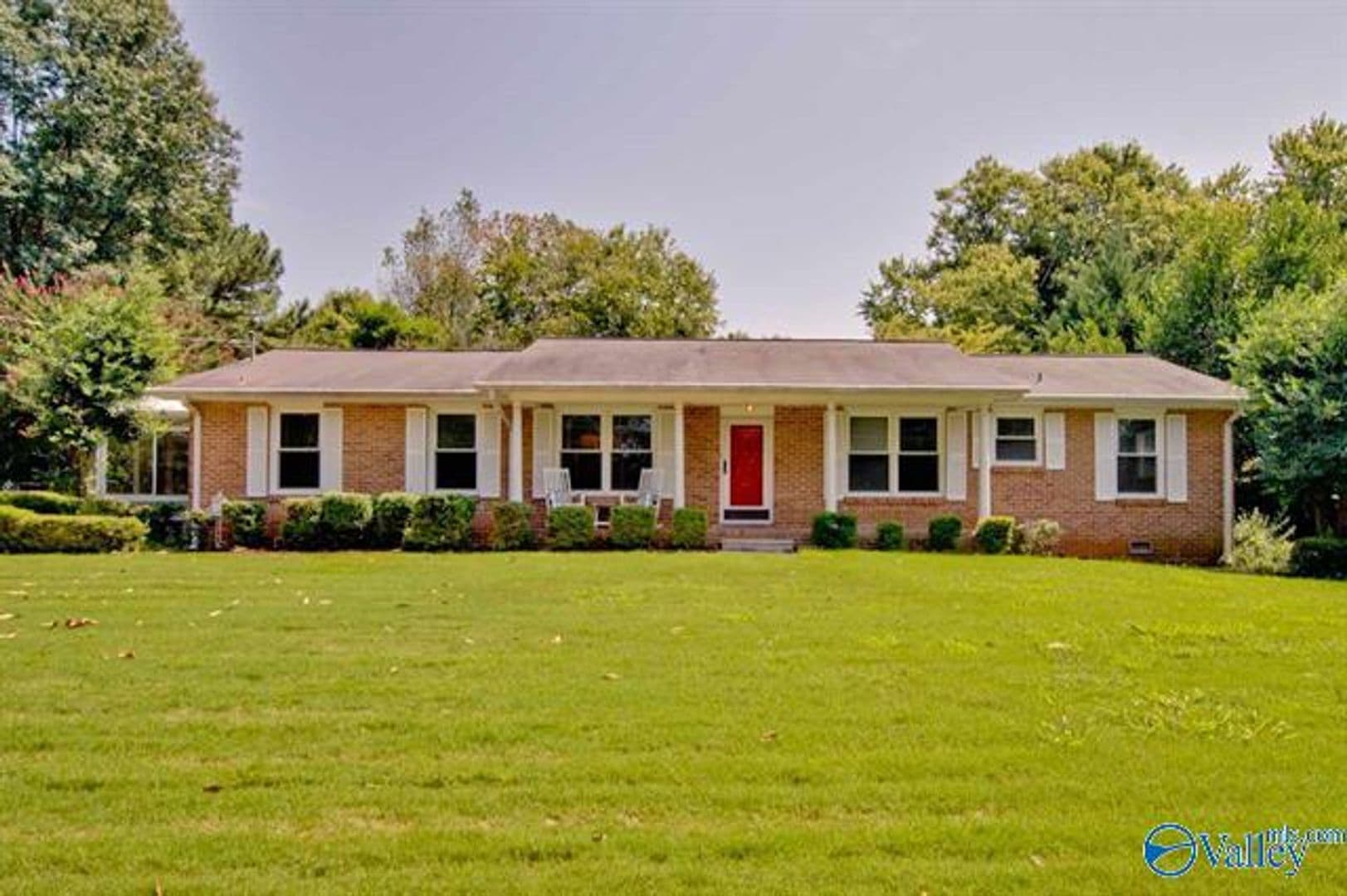 Huntsville House: 5619 Alta Dena