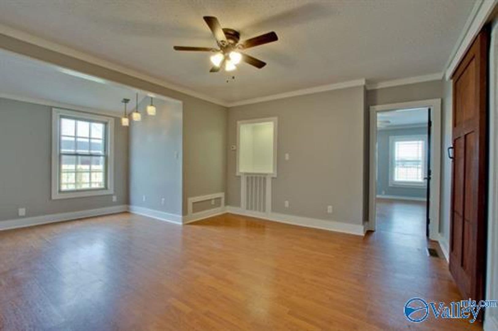 Huntsville House: 3516 Triana Blvd