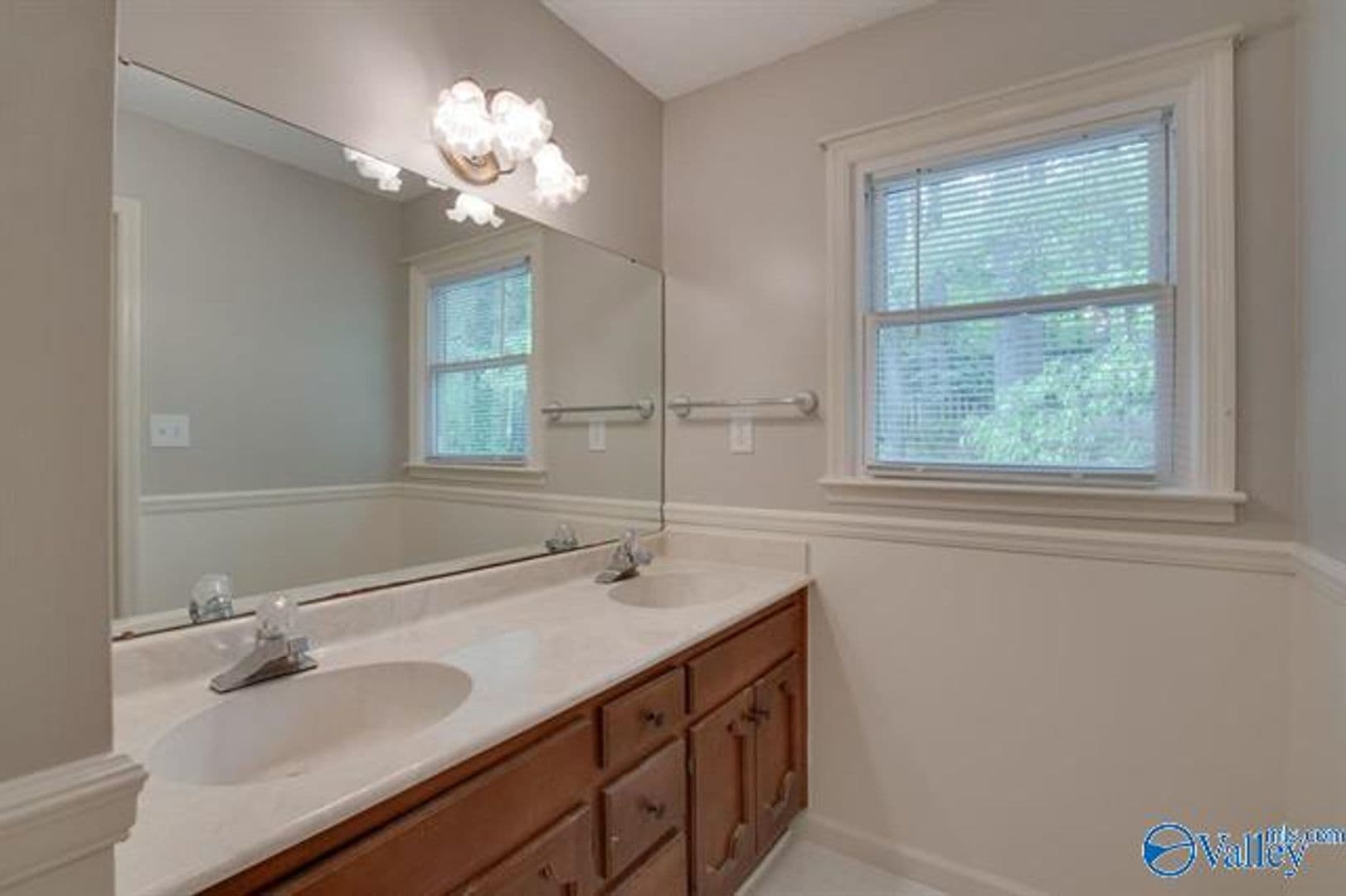 Madison House: 217 Pine Ridge Road