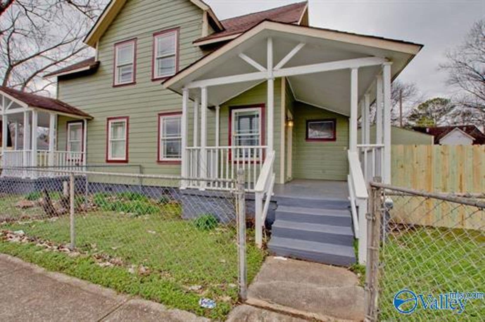 Huntsville House: 3516 Triana Blvd