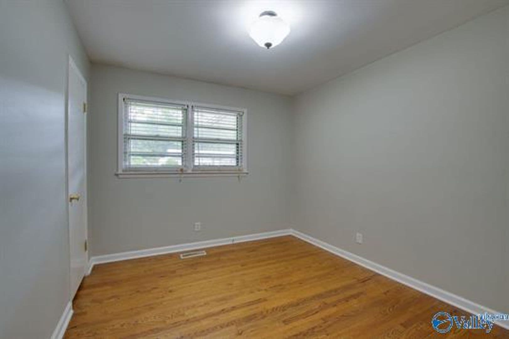 Huntsville House: 2005 Rodgers Drive