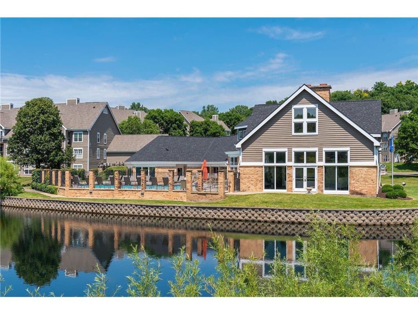 Minnetonka House: 5998 Chasewood Parkway
