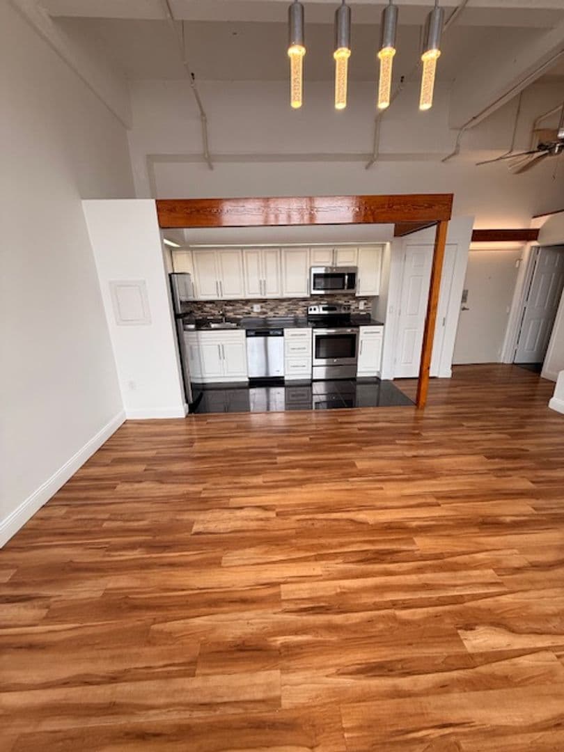 Springfield Apartment: 11-15 Park St