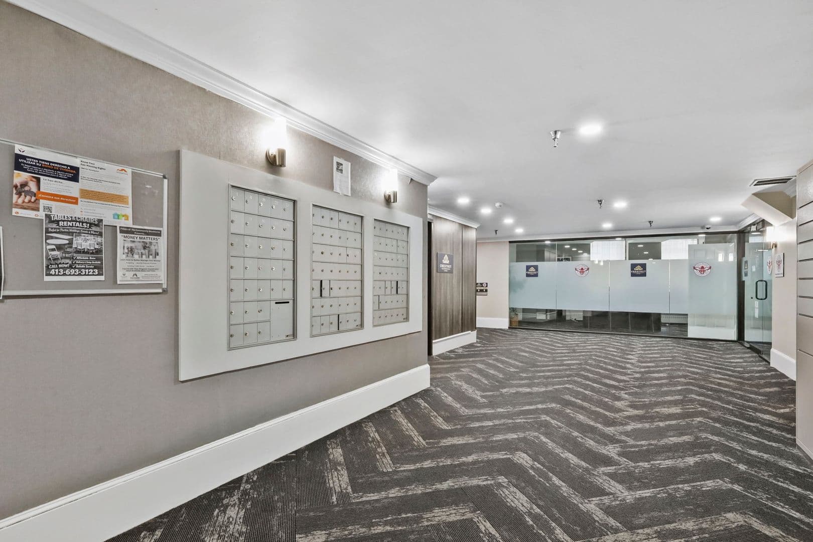 Springfield Apartment: 122 Chestnut Street