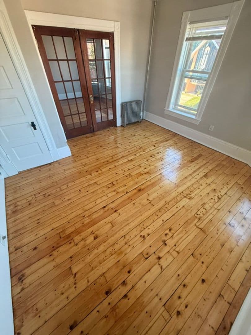 Chicopee Apartment: 805 Chicopee Street