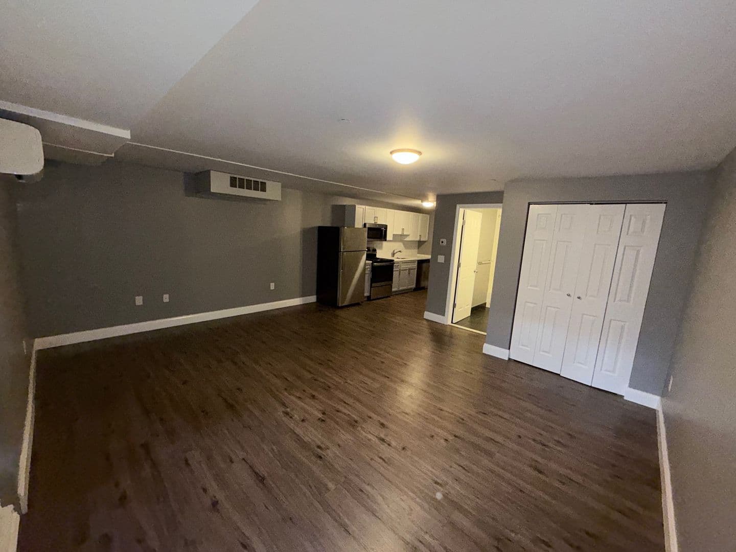 Springfield Apartment: 122 Chestnut Street