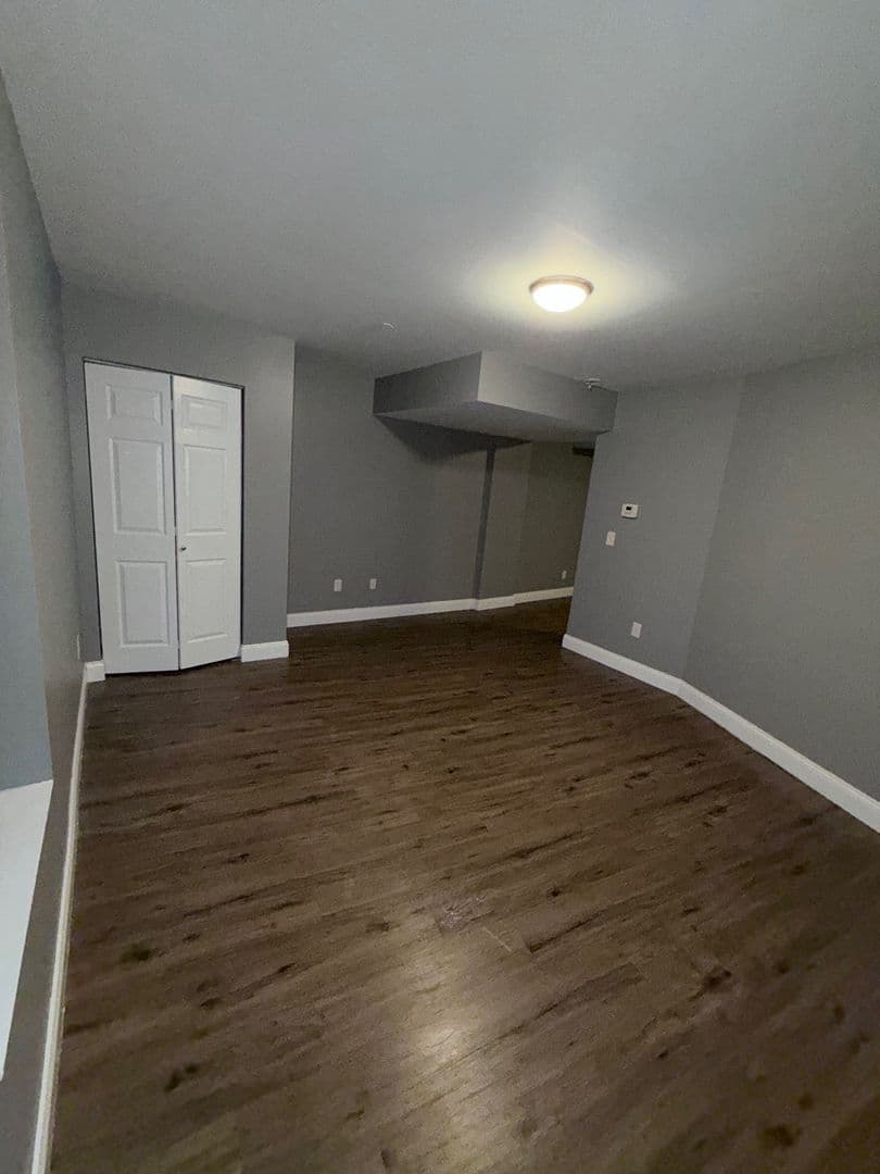 Springfield Apartment: 122 Chestnut Street