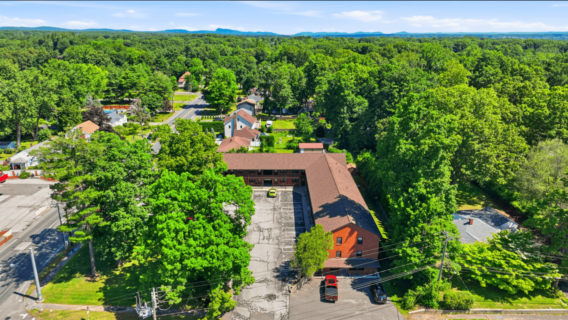 Agawam Apartment: 643 Suffield St