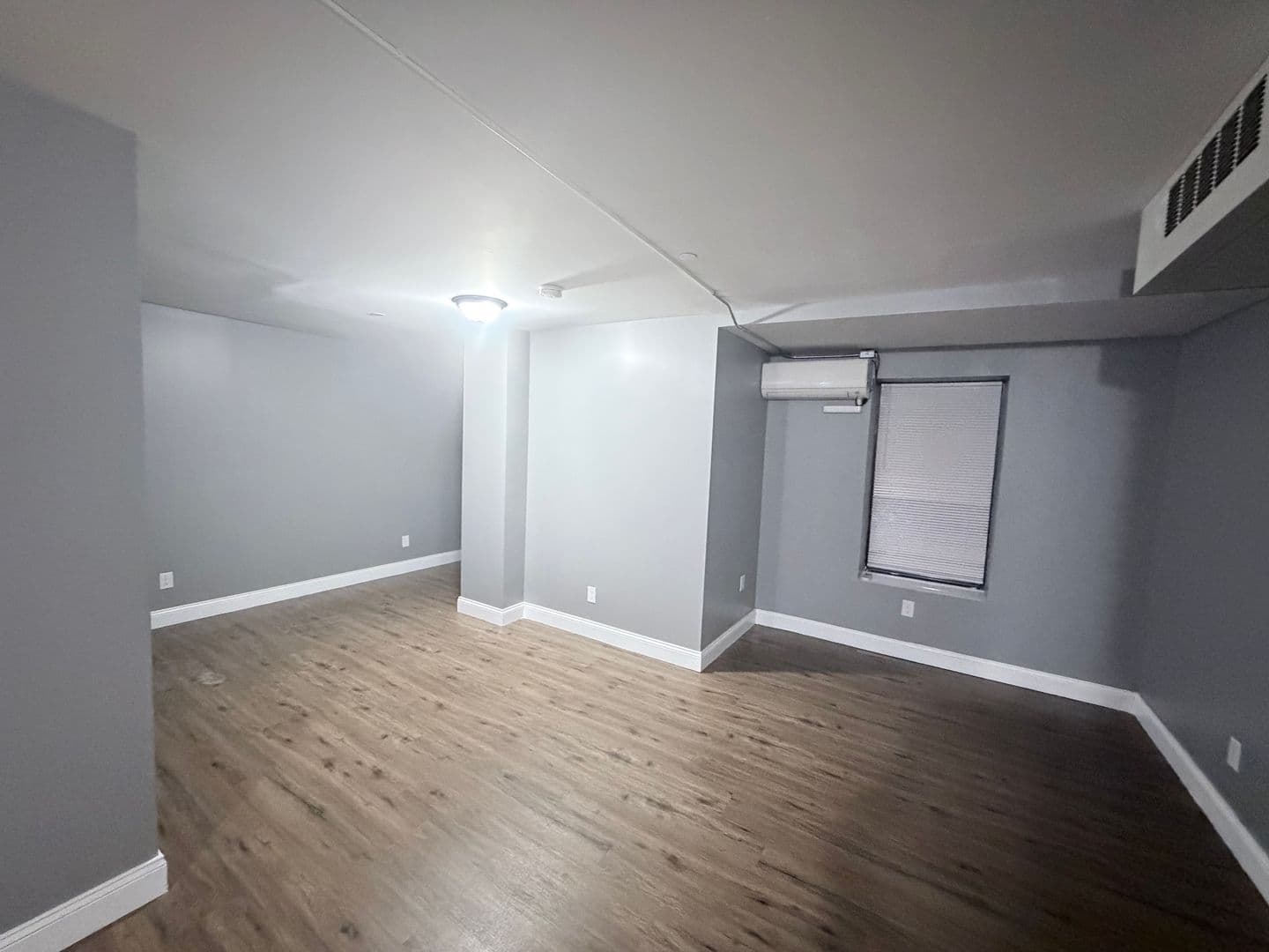 Springfield Apartment: 122 Chestnut Street