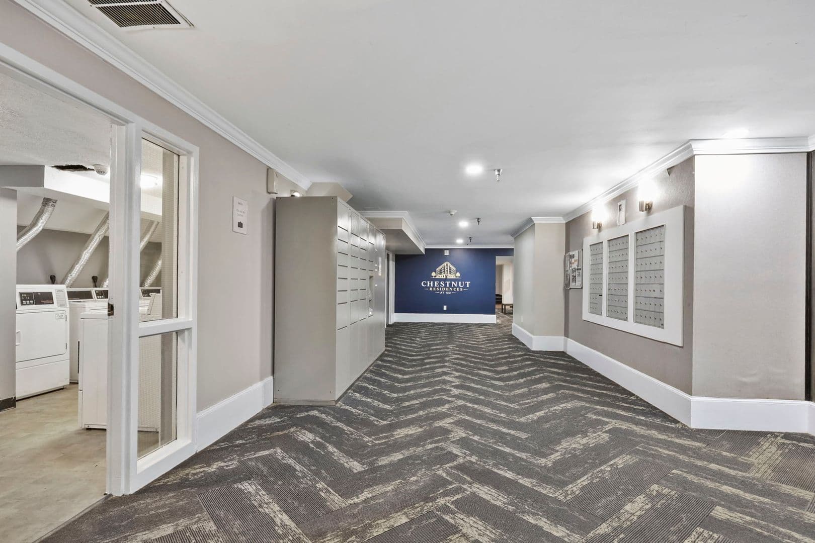 Springfield Apartment: 122 Chestnut Street