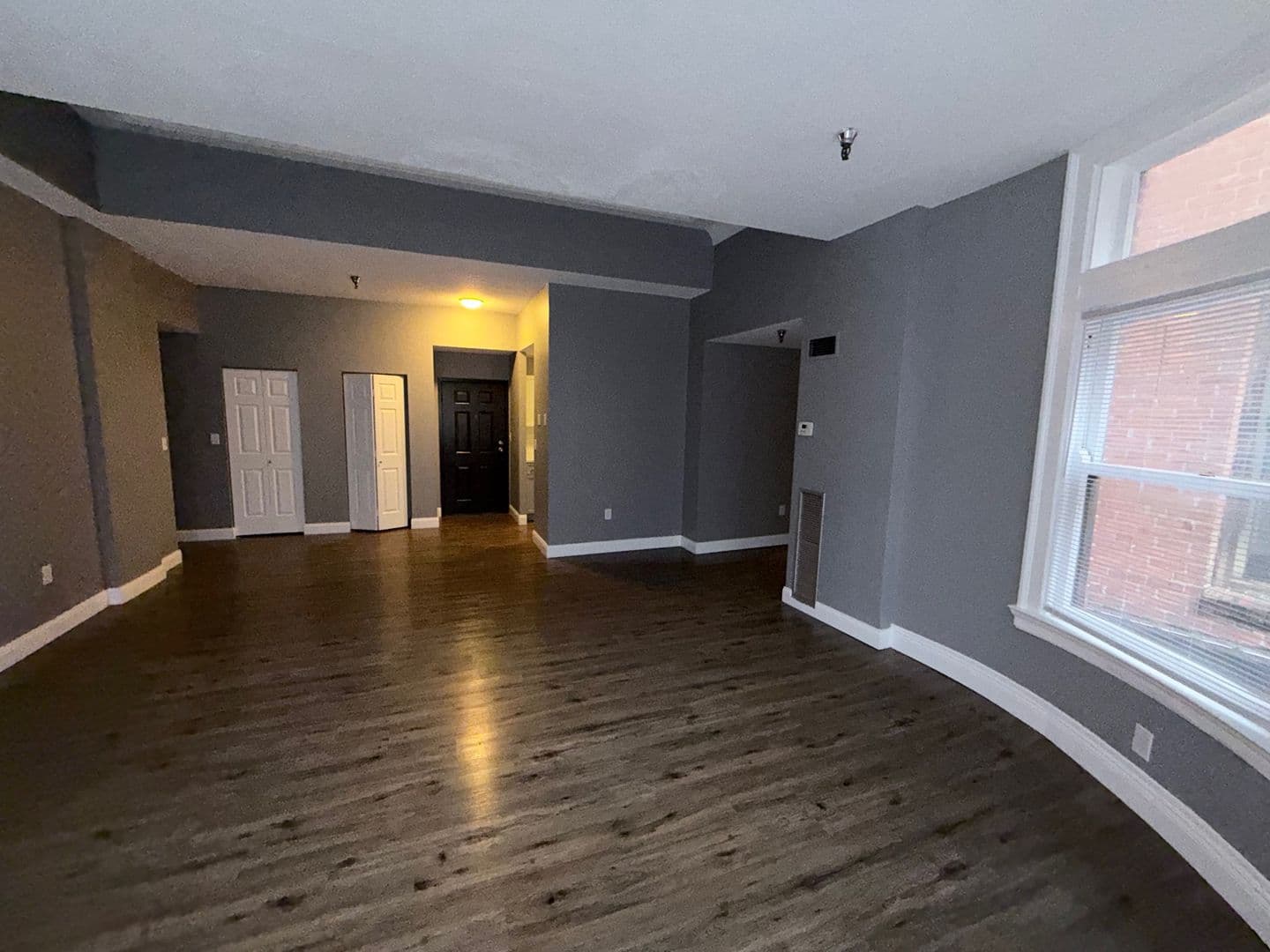 Springfield Apartment: 122 Chestnut Street