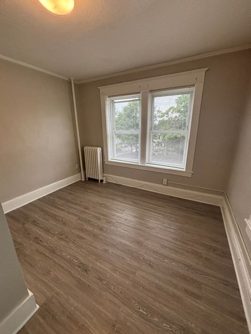 Springfield Apartment: 120-122 Central St