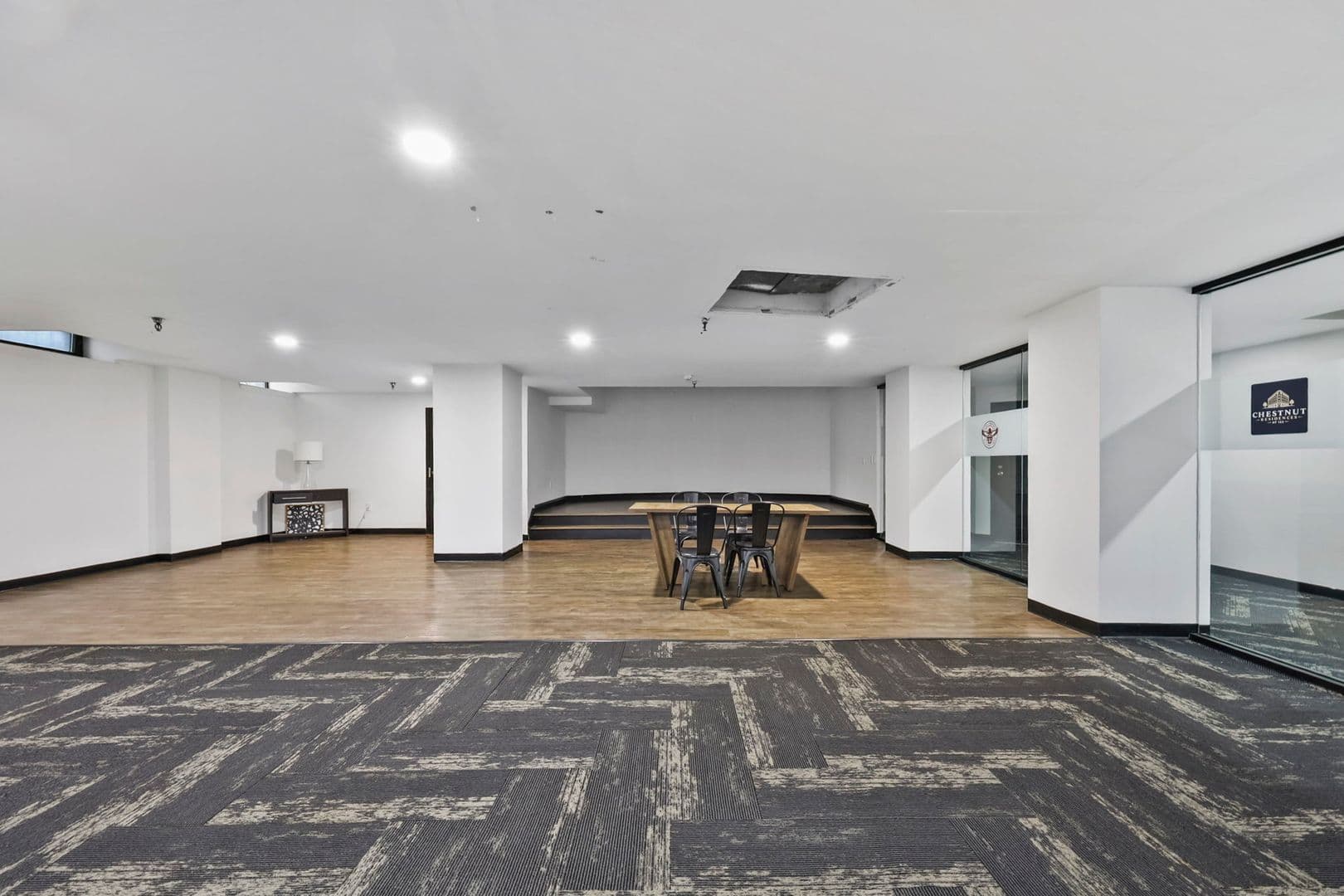 Springfield Apartment: 122 Chestnut Street