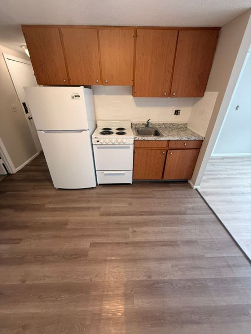 West Springfield Apartment: 1139 - 1163 Elm Street