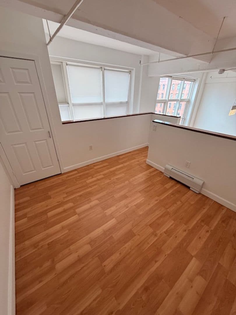 Springfield Apartment: 11-15 Park St