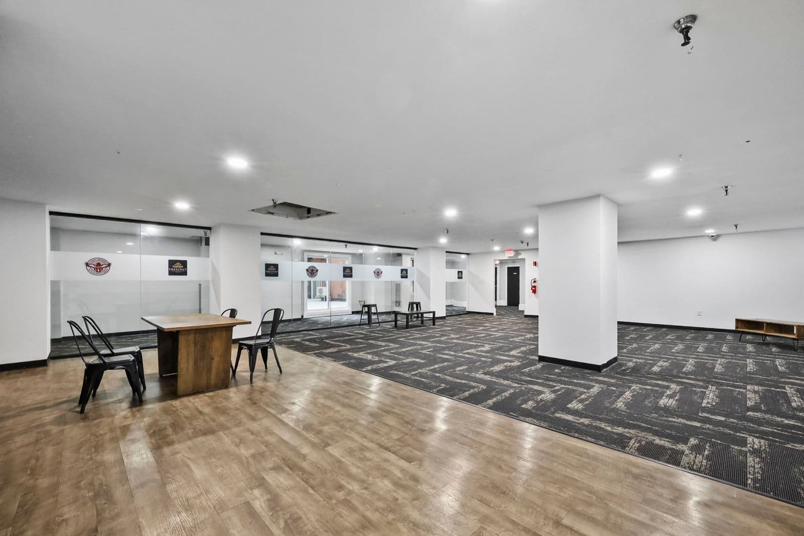 Springfield Apartment: 122 Chestnut Street