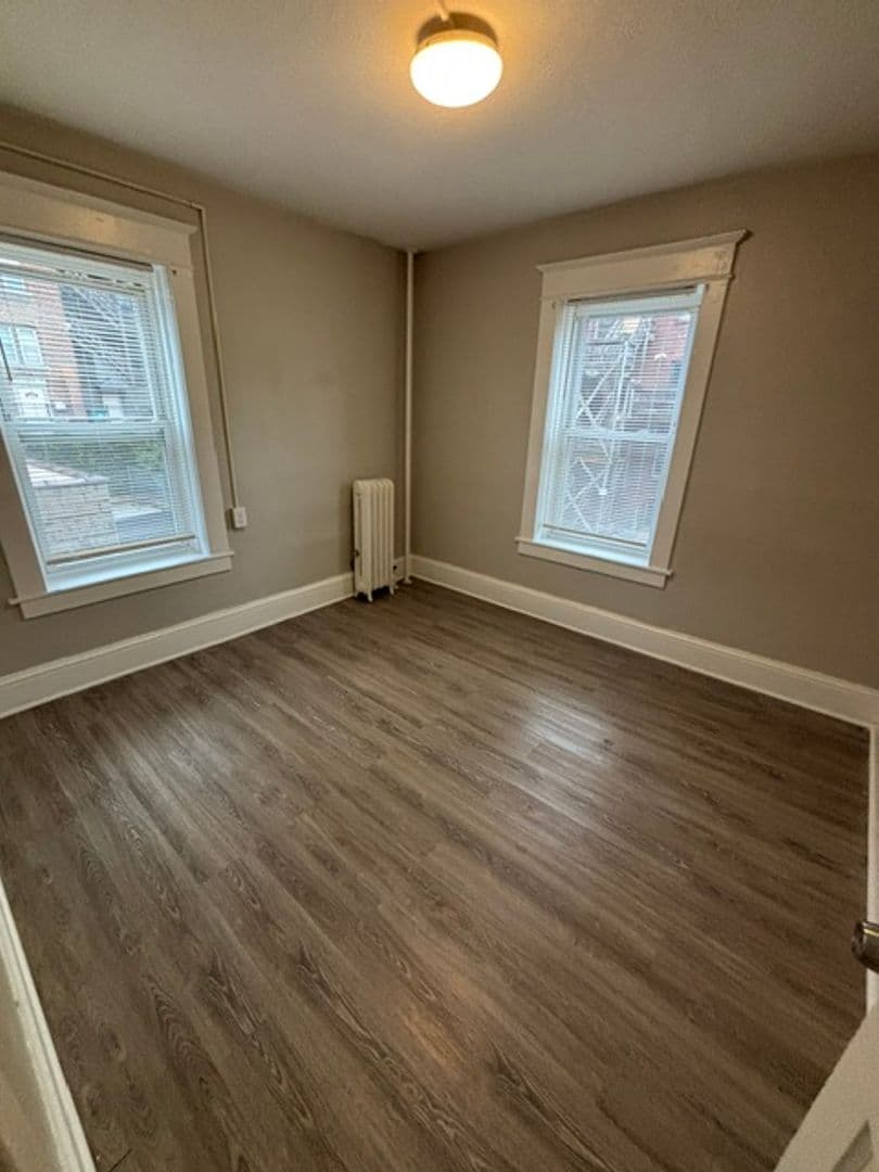 Springfield Apartment: 120-122 Central St