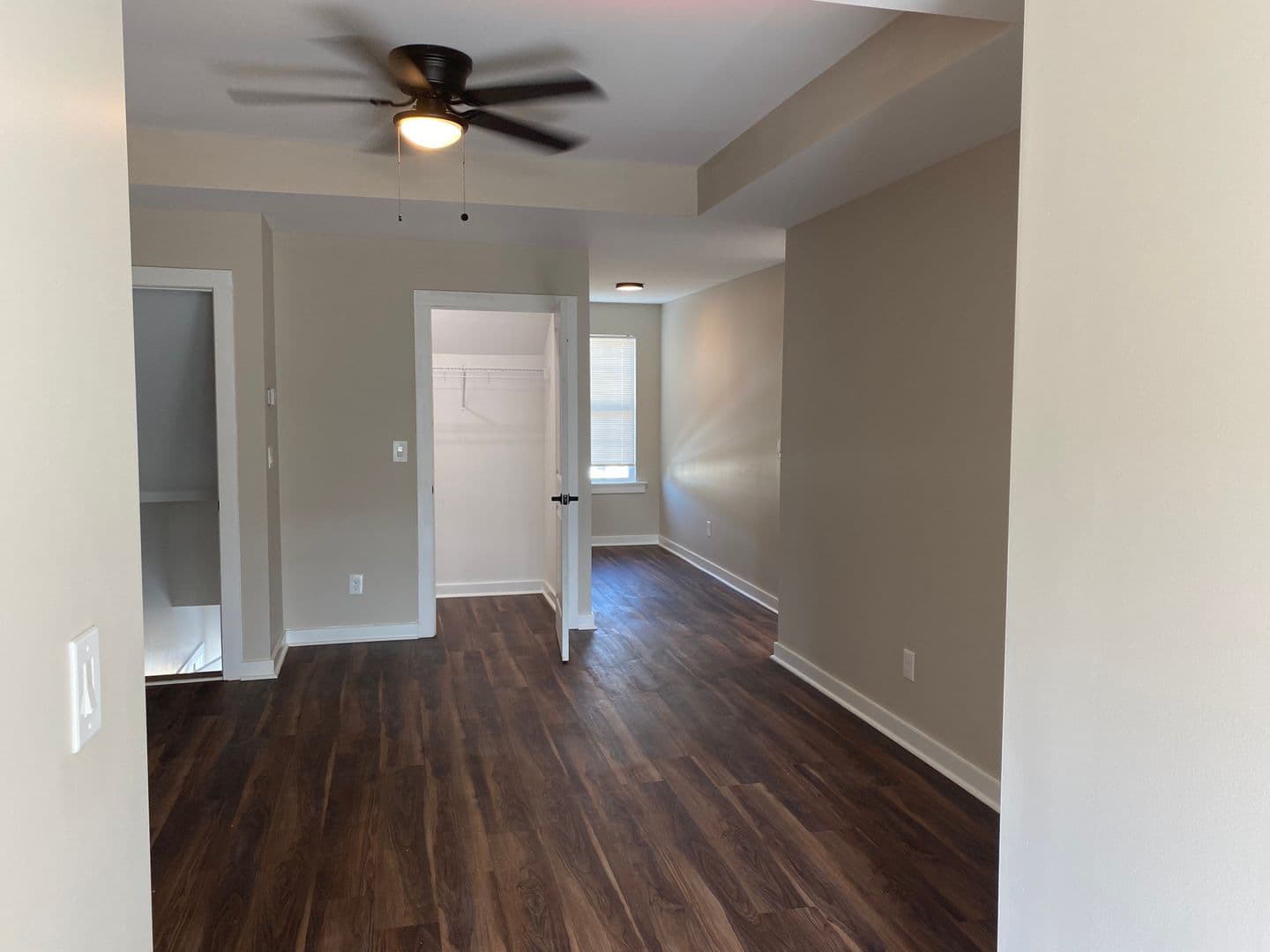 Chatsworth Apartment: Quail Run Road