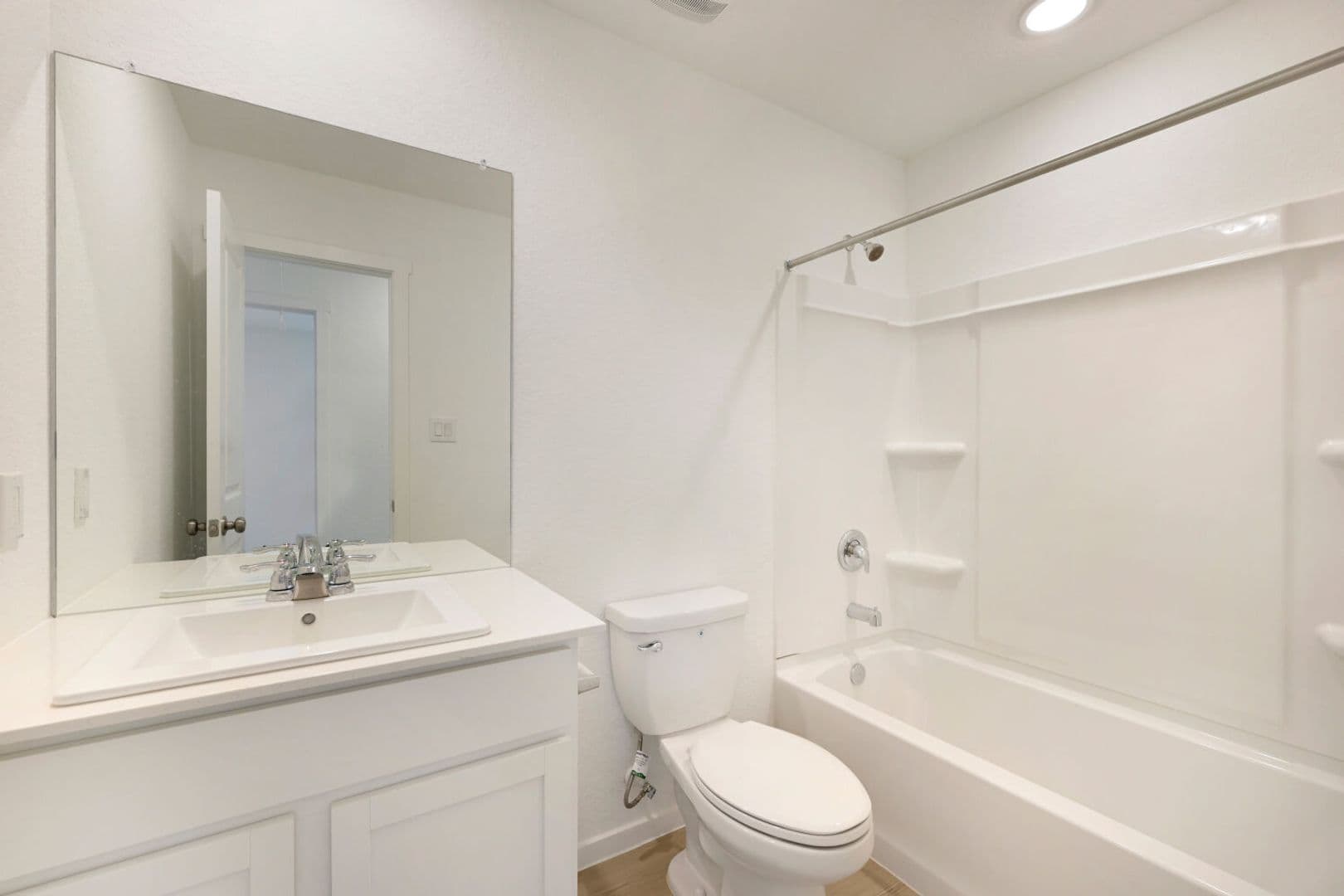 Elmendorf House: 6840 Chert Chase