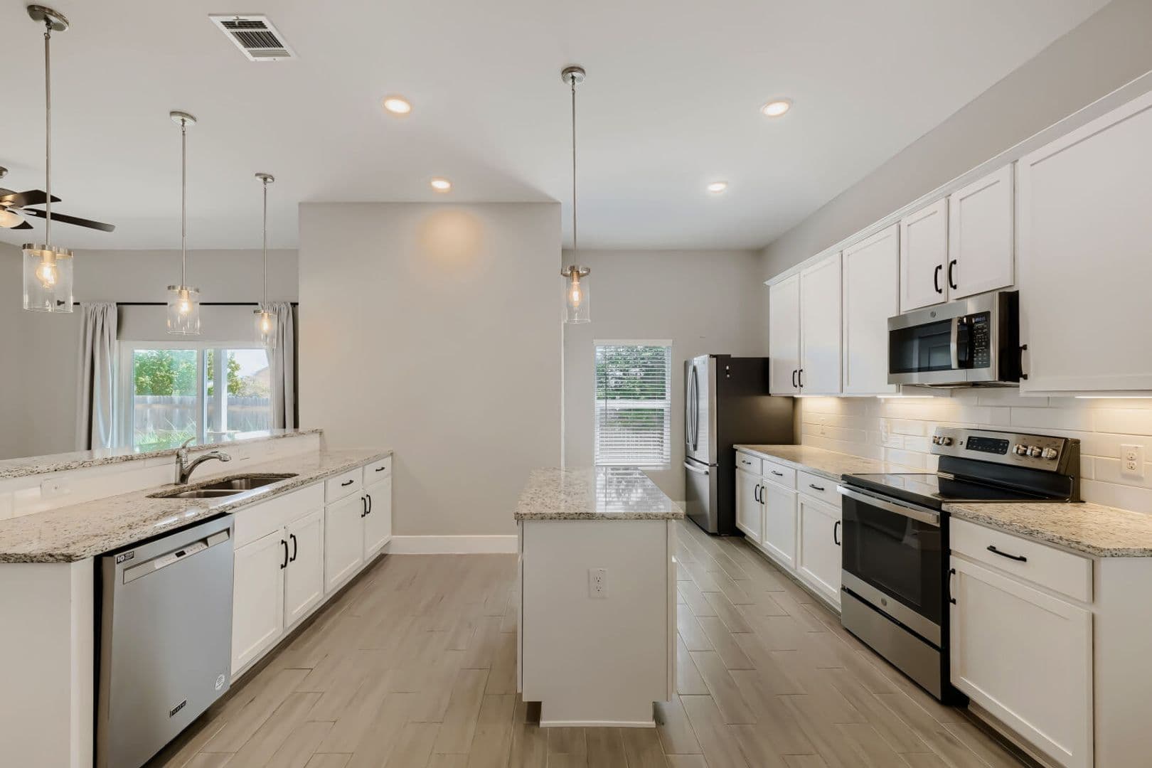 San Antonio House: 4303 Moss Ct