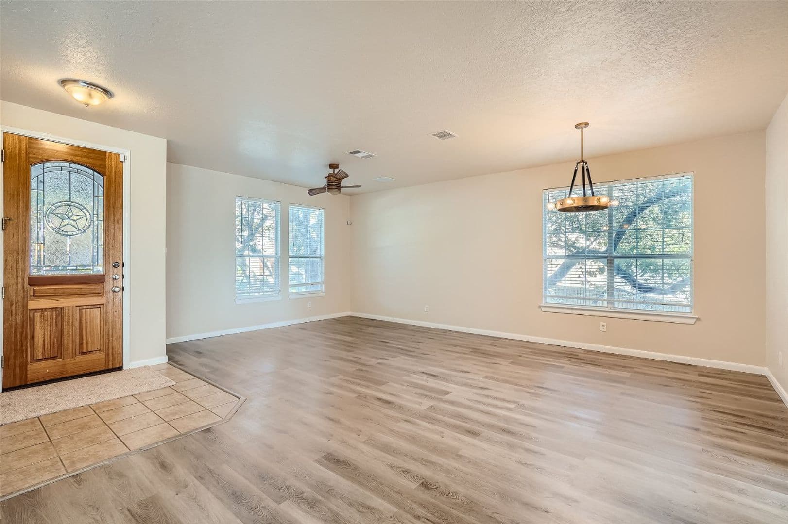 San Antonio House: 22302 Mesa Path