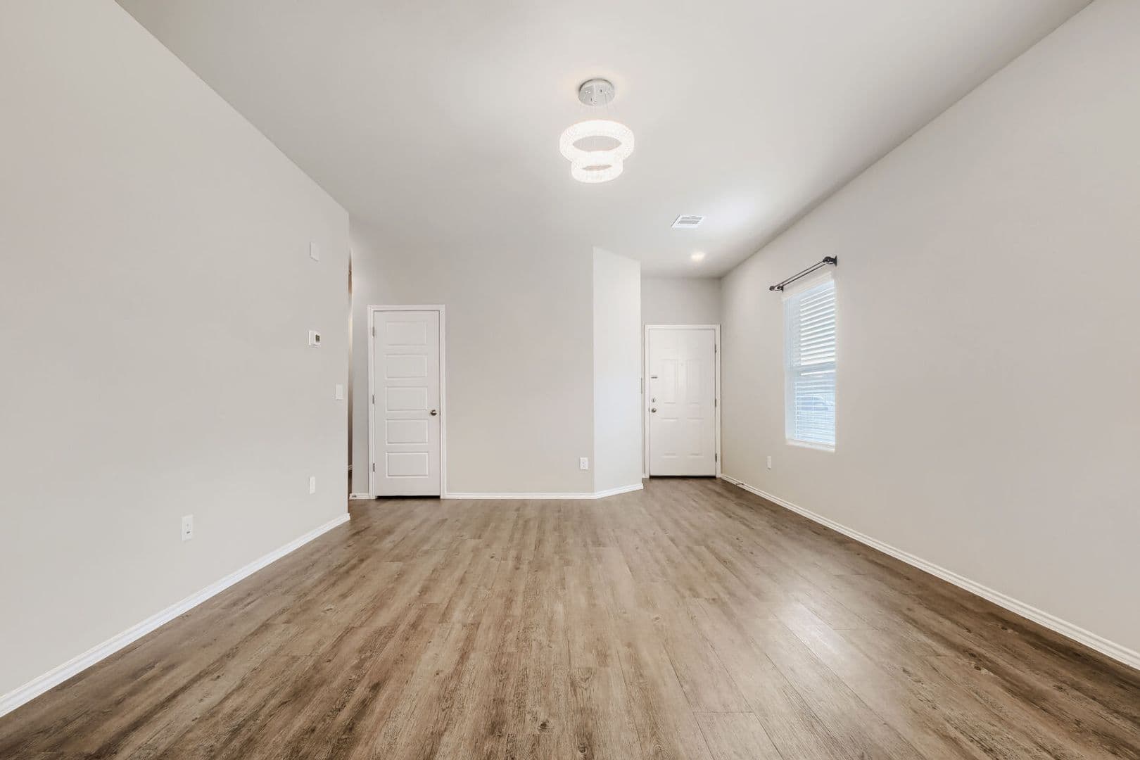 San Antonio House: 9623 Pleasanton Elm