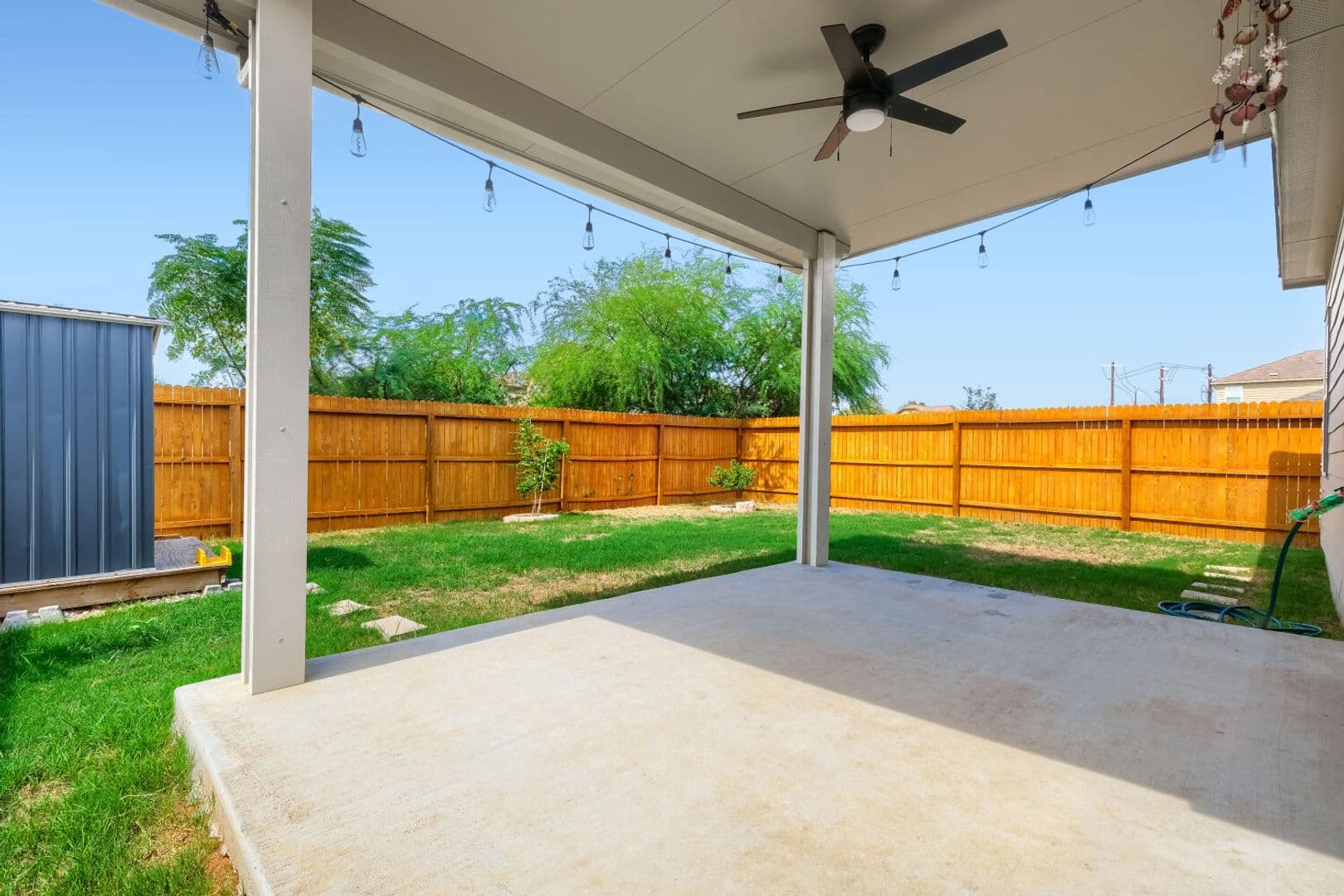 San Antonio House: 9623 Pleasanton Elm
