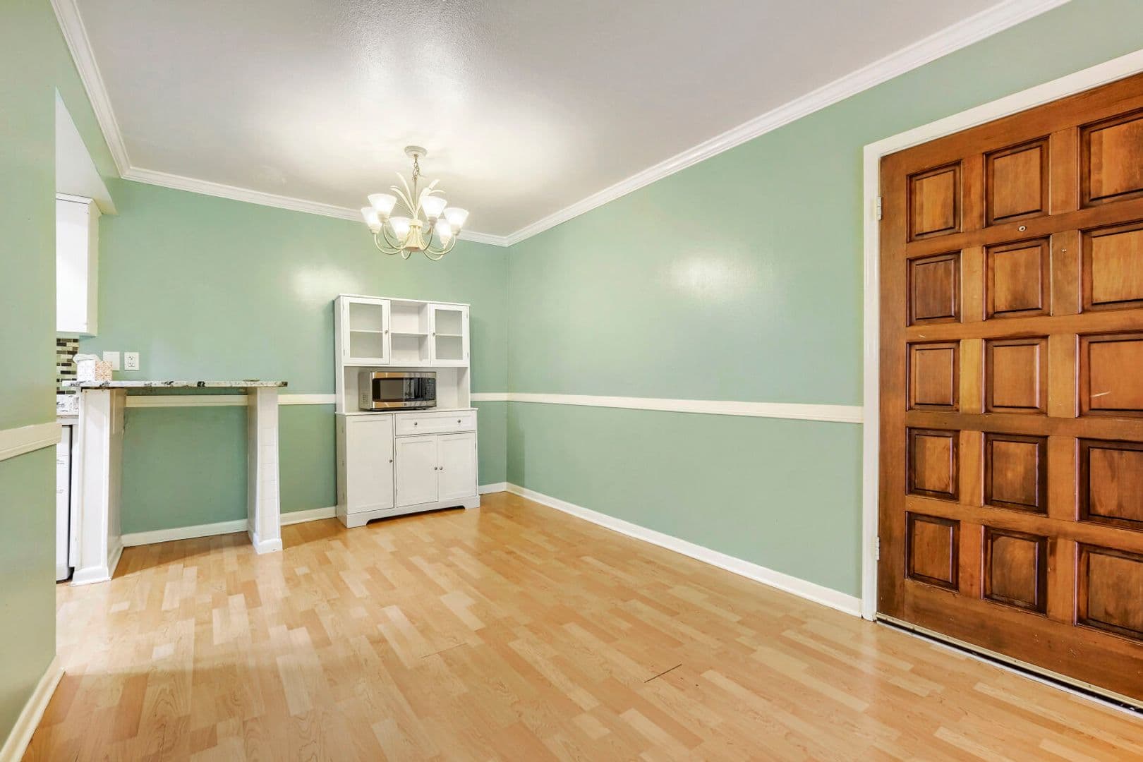 San Antonio House: 2300 Nacogdoches Rd