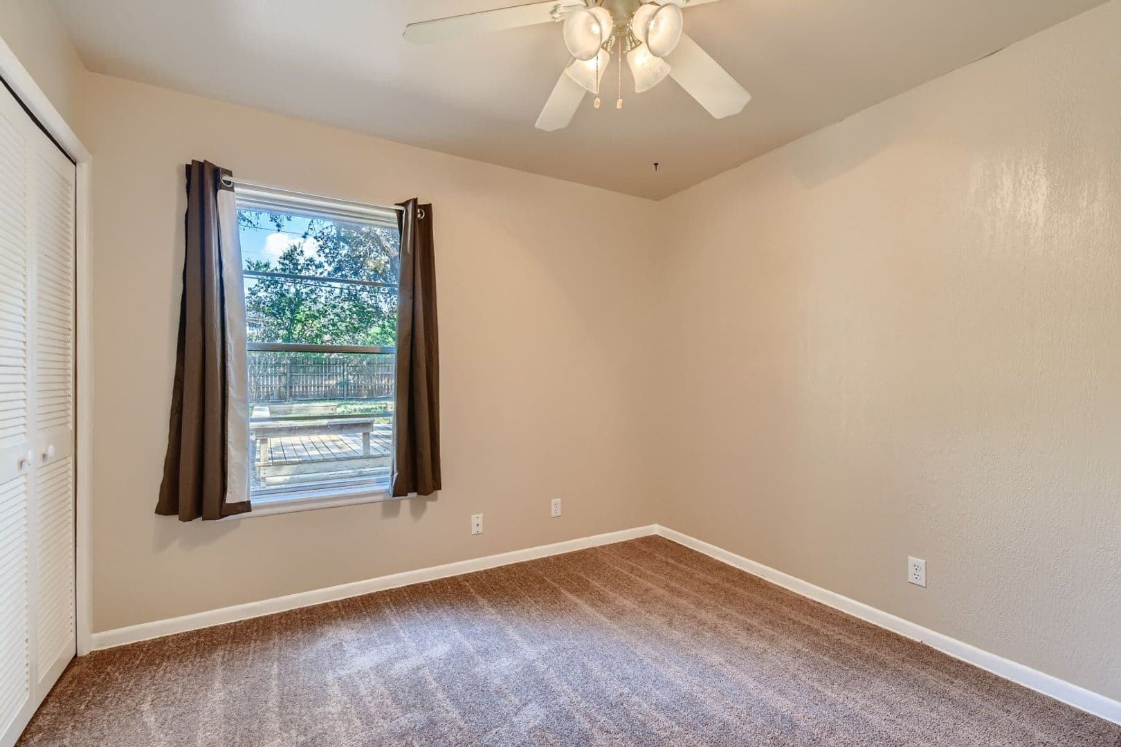 San Antonio House: 3210 Nantucket Dr