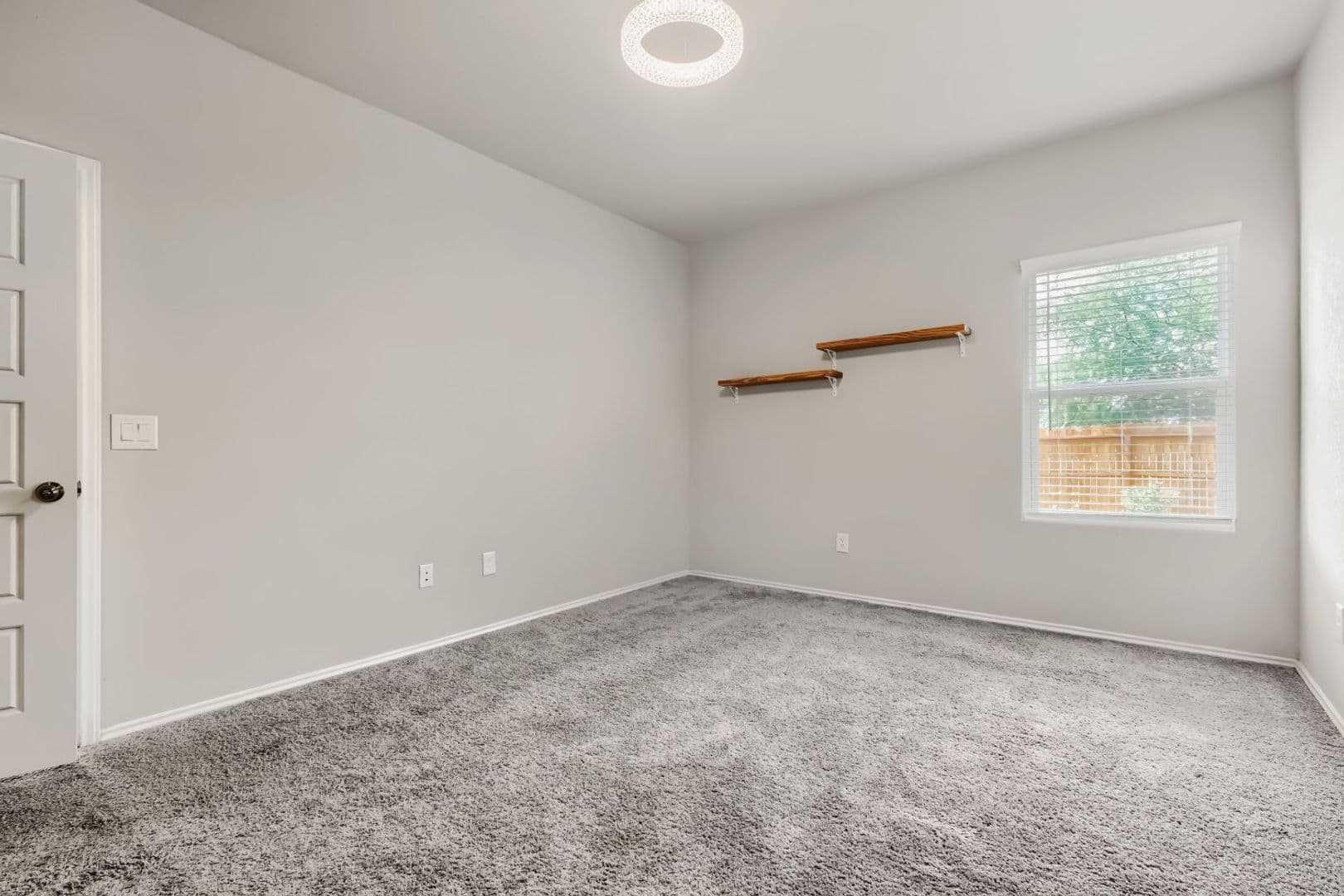 San Antonio House: 9623 Pleasanton Elm