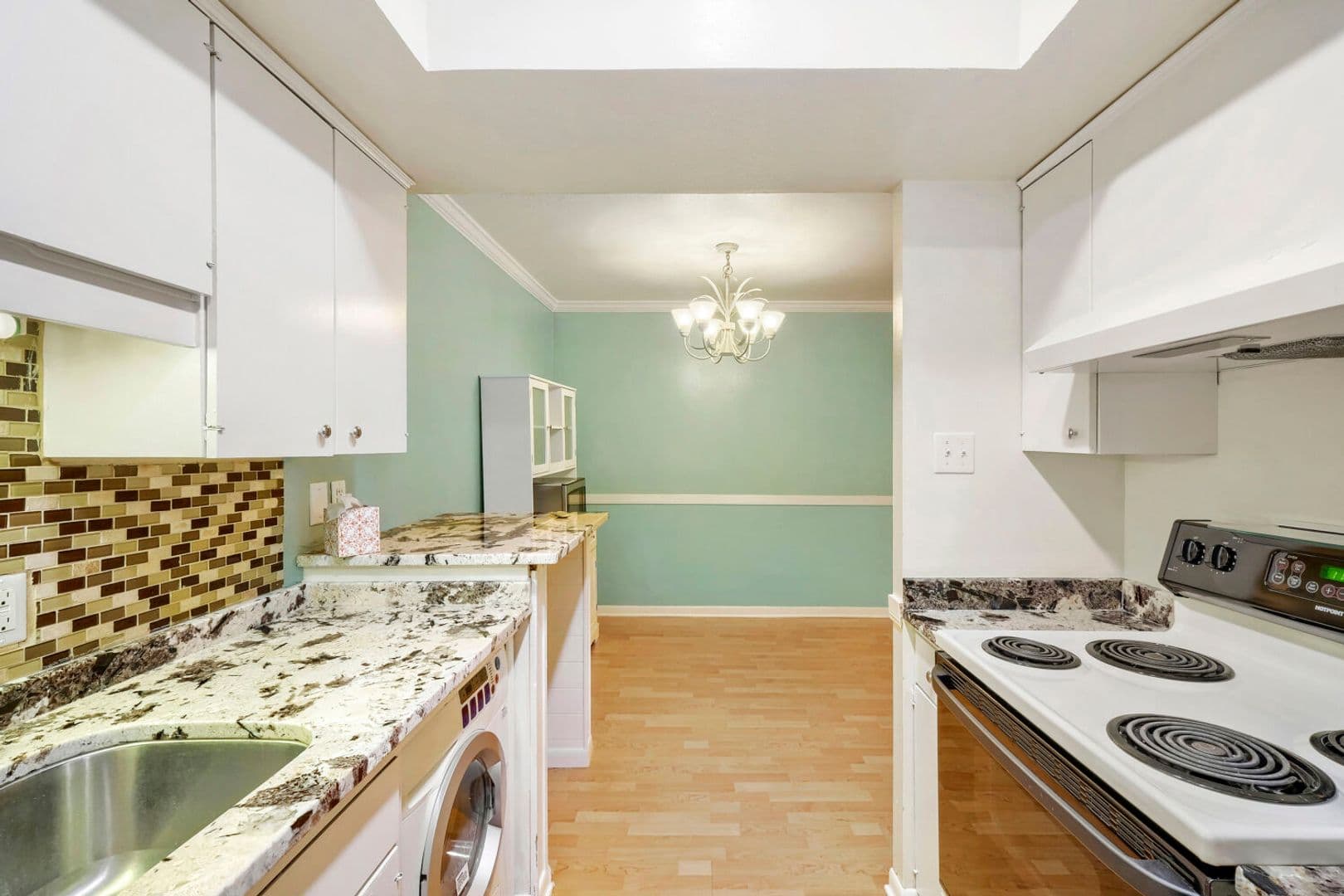 San Antonio House: 2300 Nacogdoches Rd