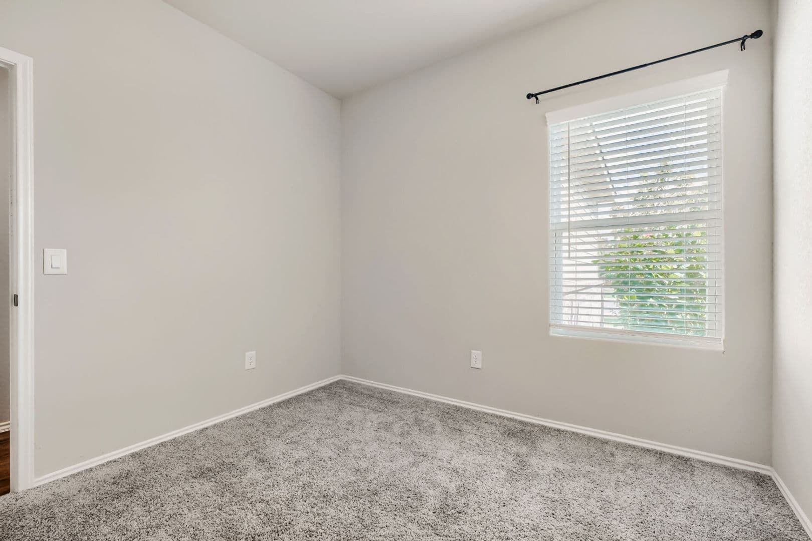 San Antonio House: 9623 Pleasanton Elm