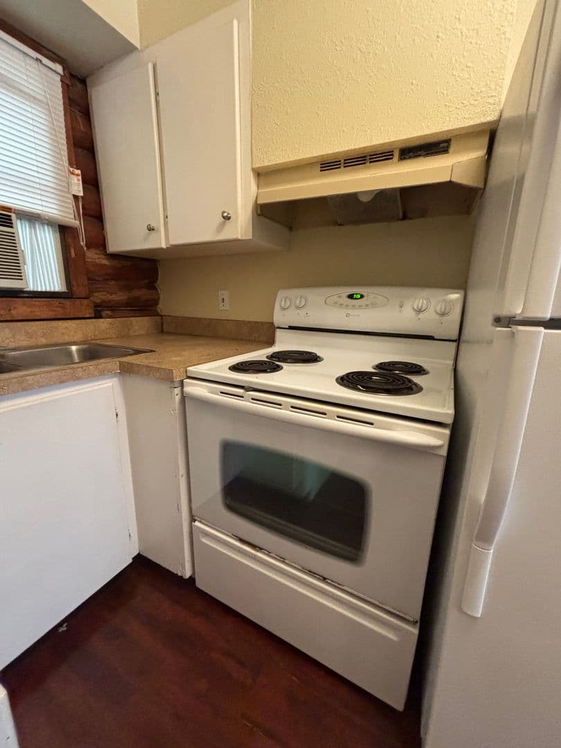 Bandera Apartment: 234 San Angelo St
