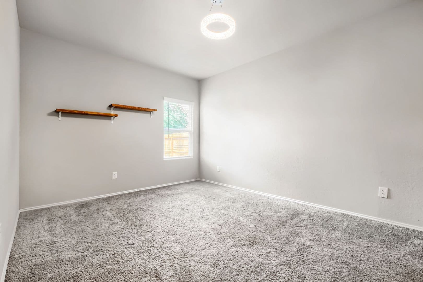 San Antonio House: 9623 Pleasanton Elm