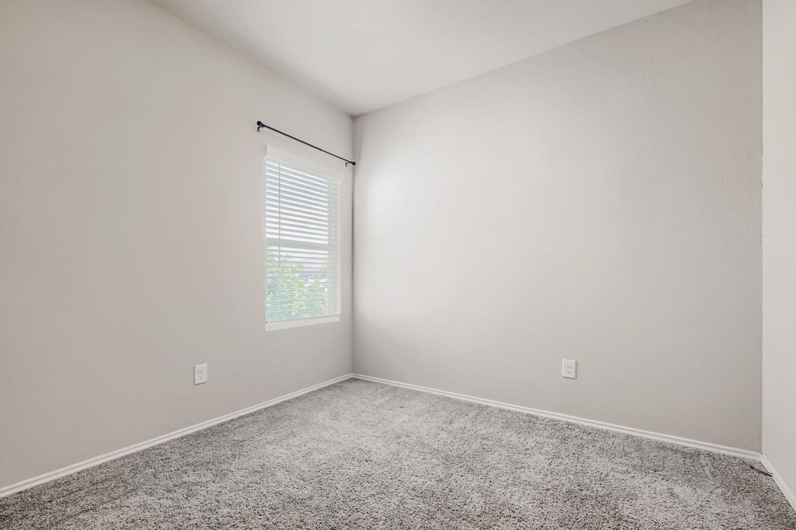 San Antonio House: 9623 Pleasanton Elm