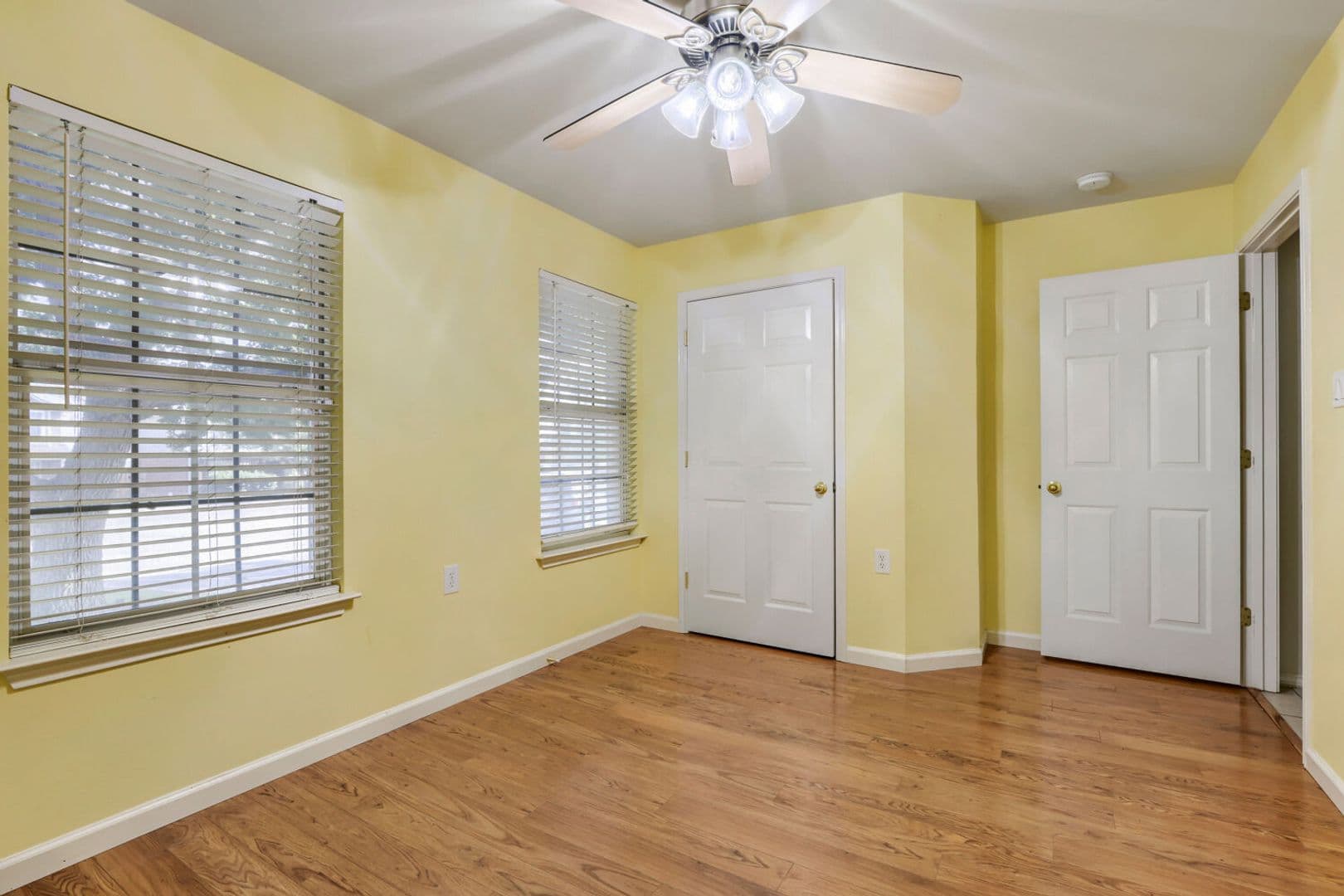 San Antonio House: 5727 Spring Heights