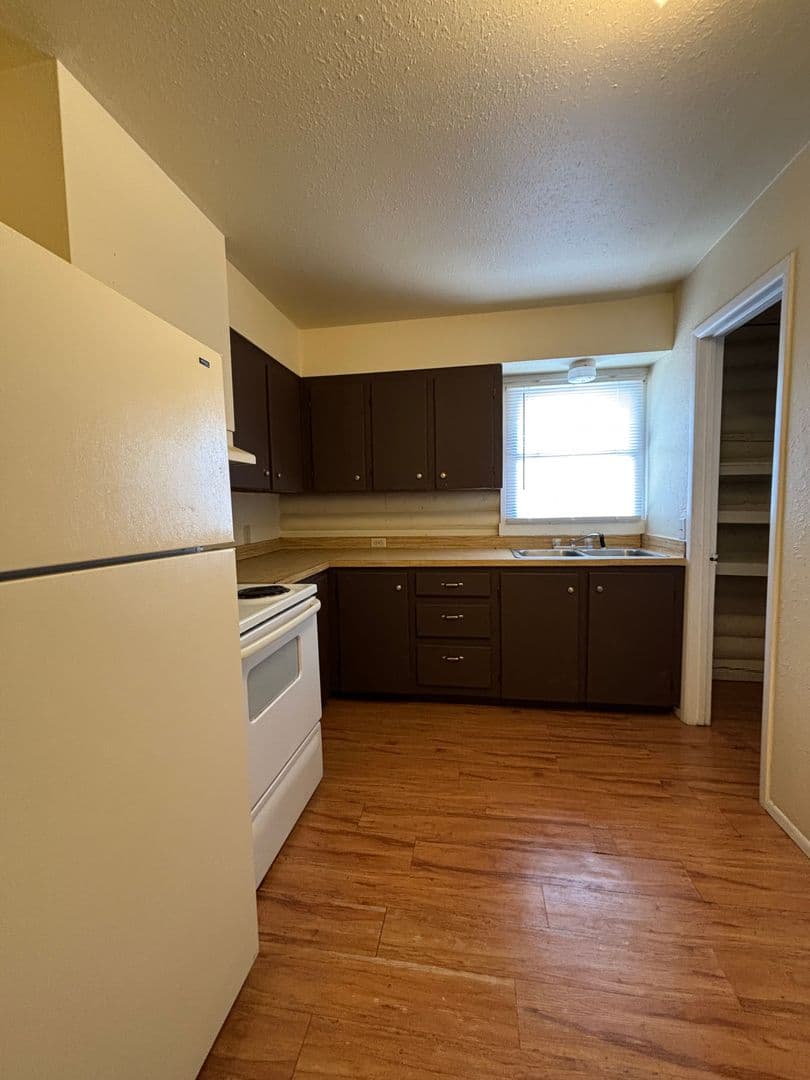 Bandera Apartment: 234 San Angelo St
