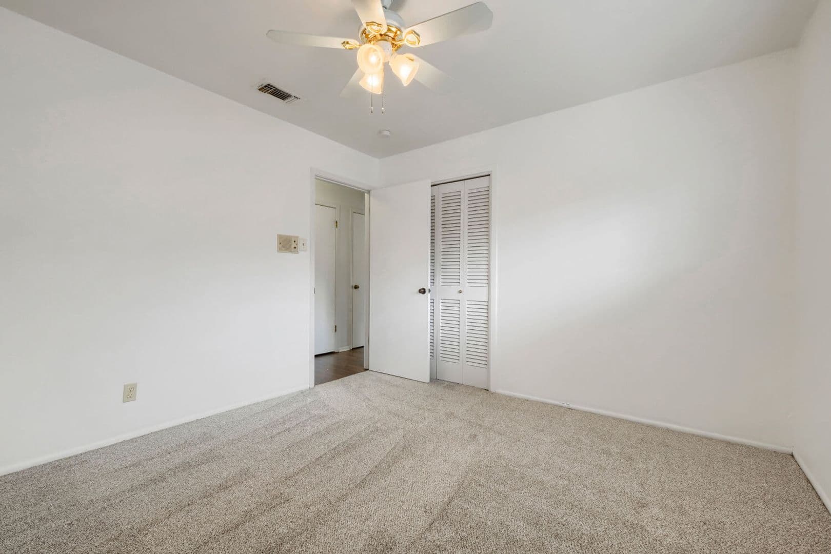 Windcrest House: 6014 Winterhaven Dr.